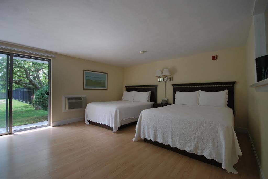Chatham Seafarer Inn Екстер'єр фото
